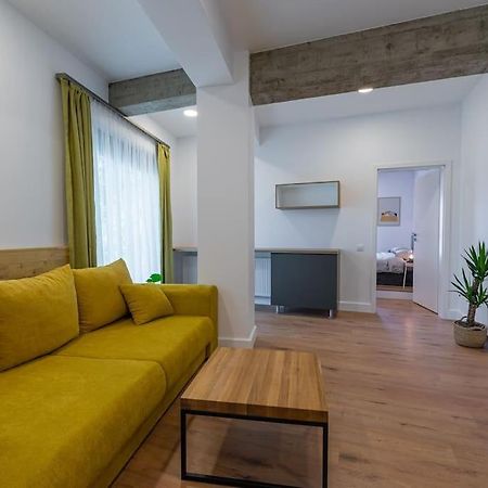 Fabrica Apartments 12 Cluj Napoca Bagian luar foto