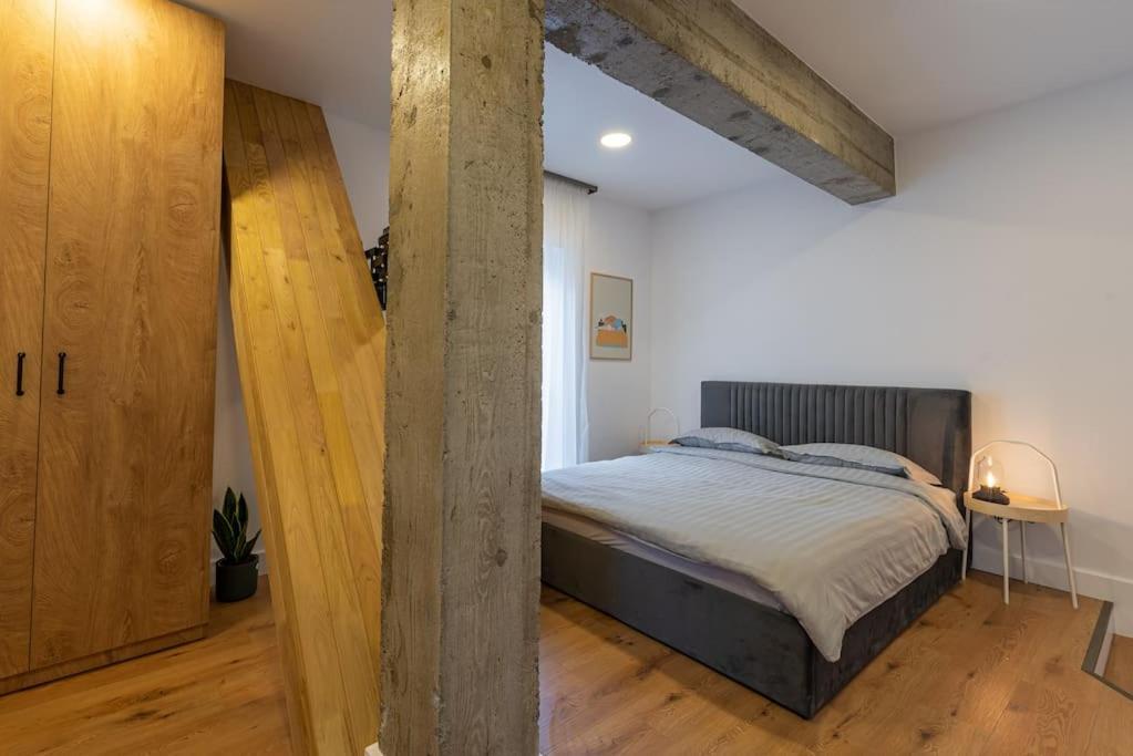 Fabrica Apartments 12 Cluj Napoca Bagian luar foto